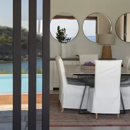 Villa Calma A Beachfront Luxury Retreat *