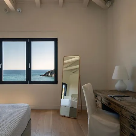 Calma A Beachfront Luxury Retreat Vila Porto Cheli