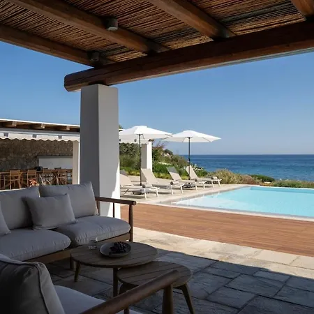 Calma A Beachfront Luxury Retreat